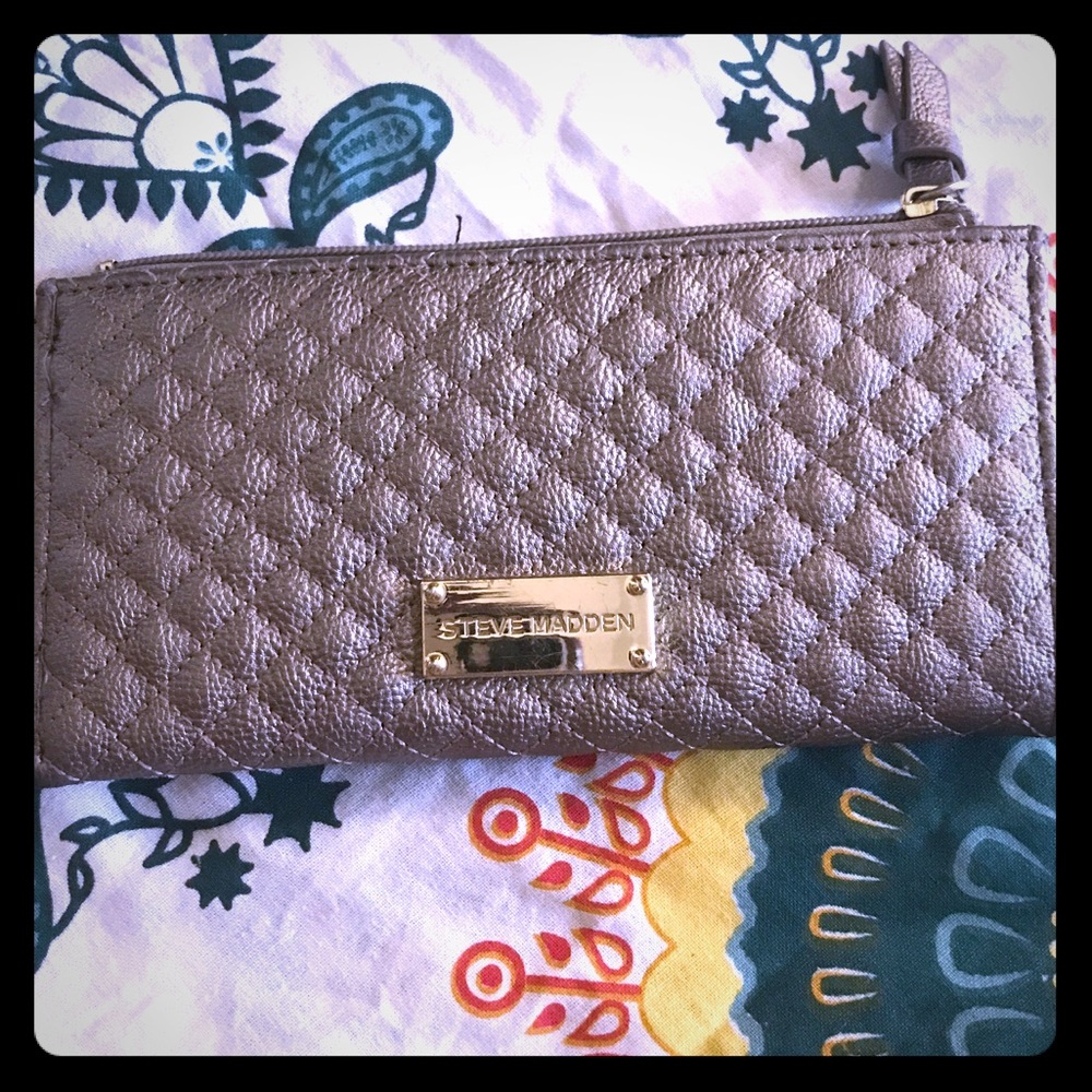 Steve Madden Wallet